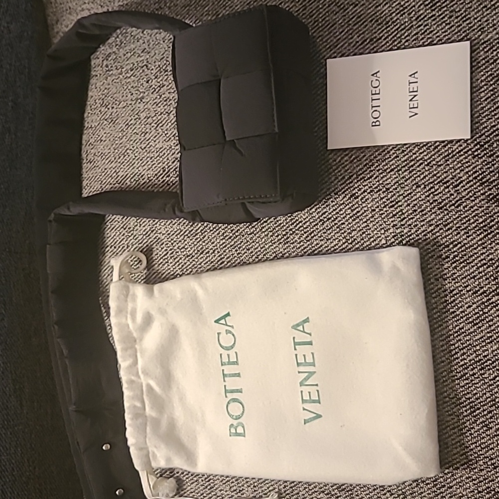 Brand new BOTTEGA VENETA | Cassette